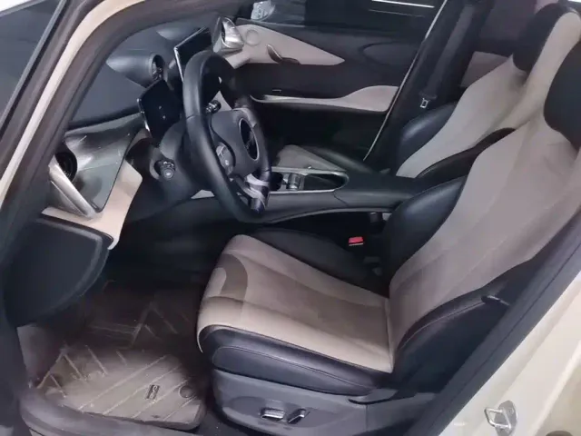 BYD Dolphin — Фото автомобиля 10