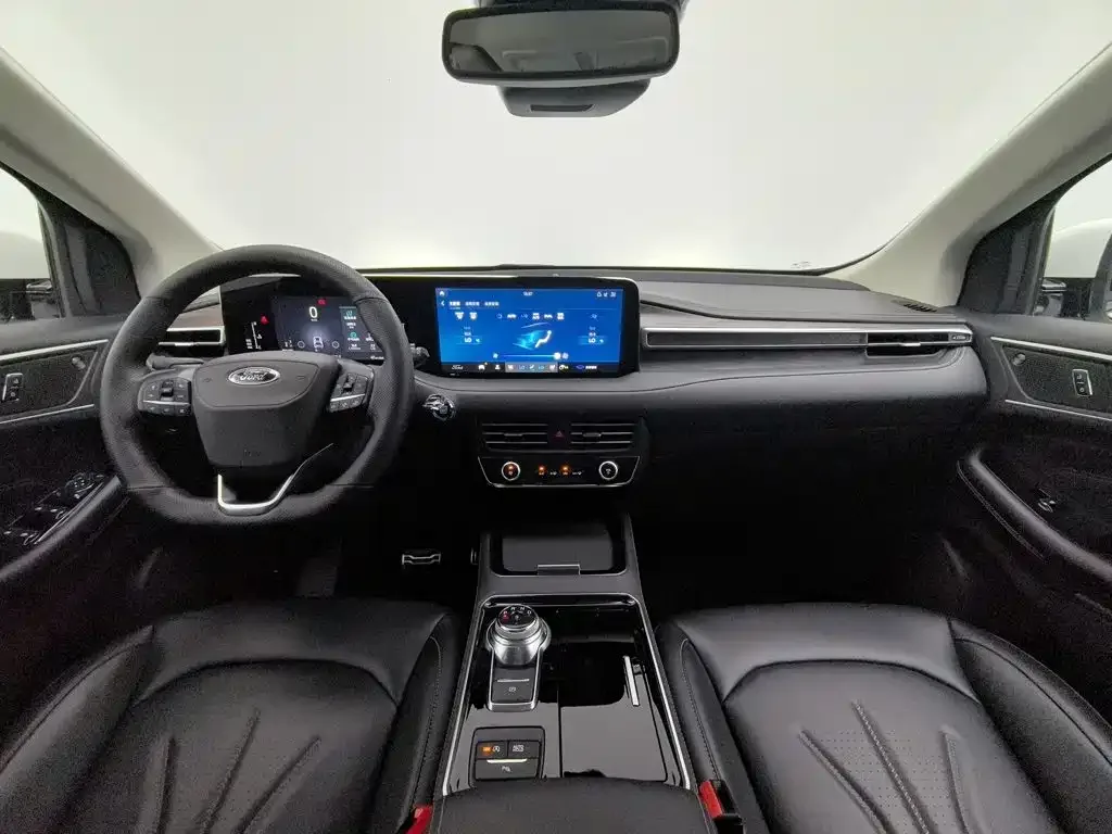 Ford Edge 2021 Facelift PLUS EcoBoost 245 FWD Luxury 7-Seater — Фото автомобиля 5