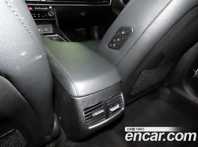 Hyundai Sonata — Фото автомобиля 17