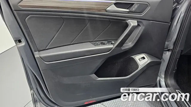 Volkswagen Tiguan — Фото автомобиля 24