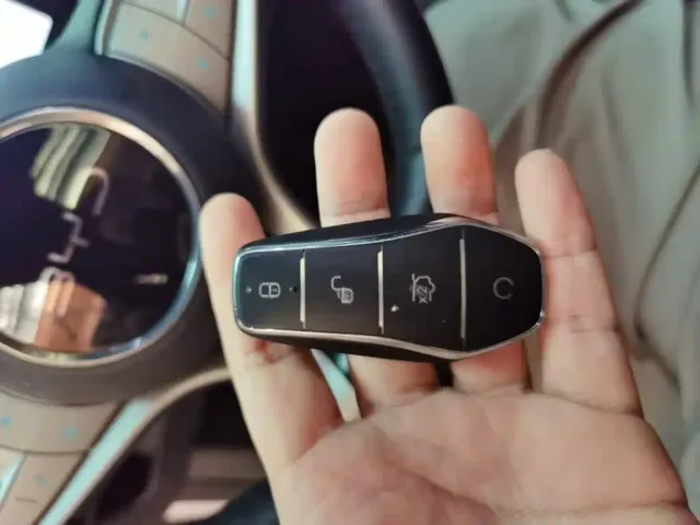 BYD Dolphin — Фото автомобиля 8