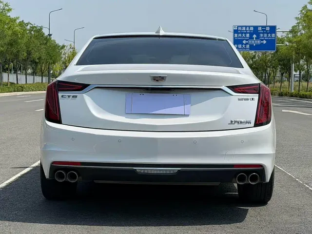 Cadillac CT6 — Фото автомобиля 8