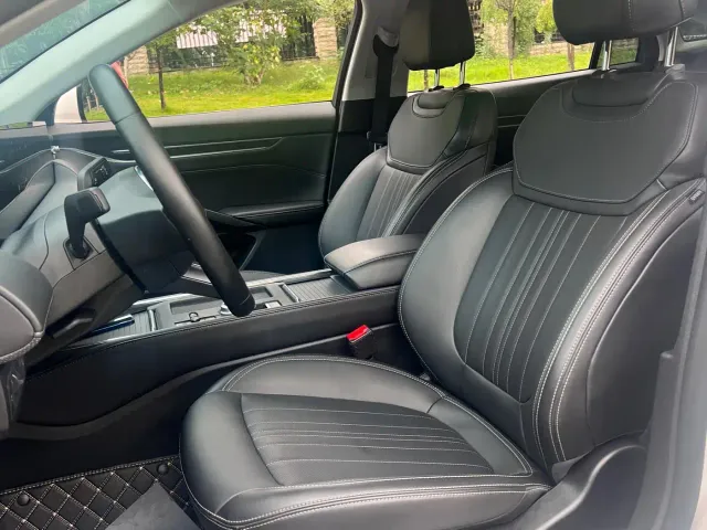 Ford Mondeo — Фото автомобиля 12