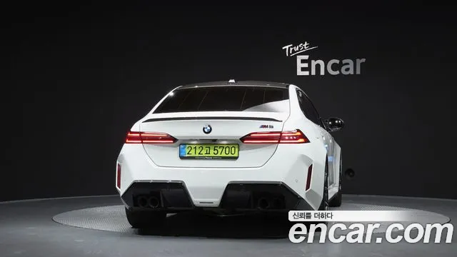 BMW M5 G90 — Фото автомобиля 4