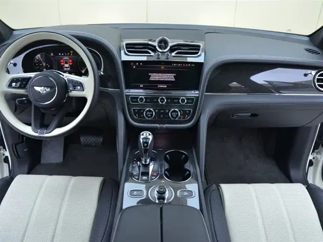 Bentley Bentayga Hybrid — Фото автомобиля 6