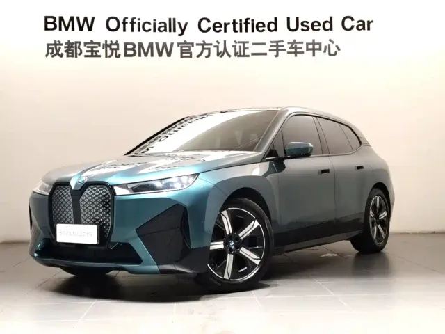 Фотография автомобиля — BMW iX