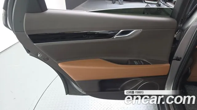 Genesis G80 RG3 — Фото автомобиля 14