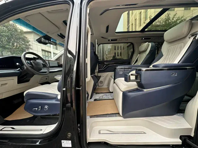 Maxus G90 — Фото автомобиля 14