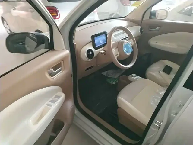 Wuling Hongguang Mini EV — Фото автомобиля 15