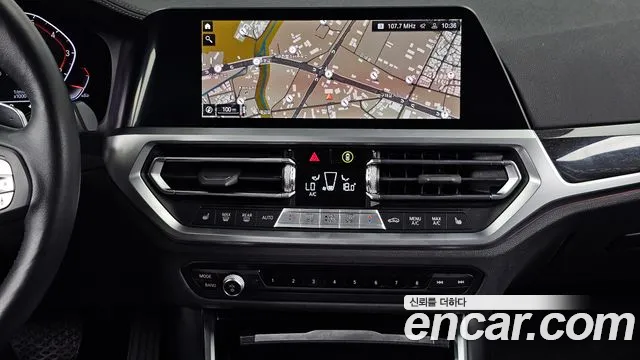 BMW 3-Series 3 серия (G20) 320i Luxury — Фото автомобиля 14