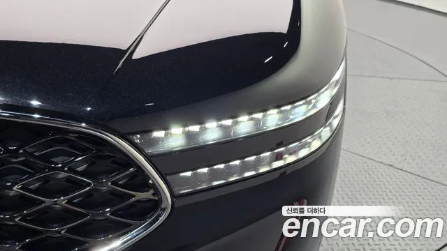 Genesis G90 Бензин 3.5 турбо AWD — Фото автомобиля 22
