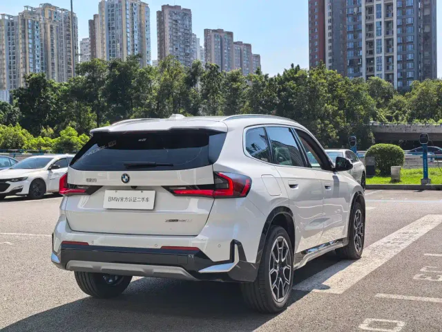 BMW X1 — Фото автомобиля 9