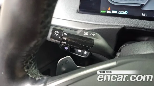 Kia EV6 — Фото автомобиля 29