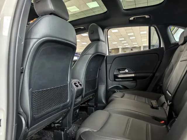 Mercedes-Benz GLA-Class — Фото автомобиля 13