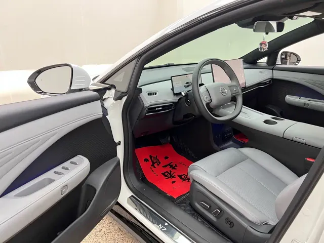 Nissan N7 — Фото автомобиля 13
