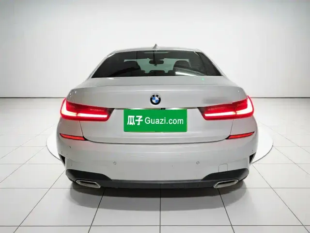BMW BMW 3 Series 2022 320Li M Sport Package — Фото автомобиля 3
