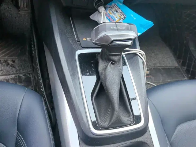 Chevrolet Monza — Фото автомобиля 16
