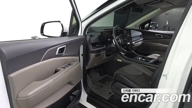 Kia Carnival Generation 4 — Фото автомобиля 15