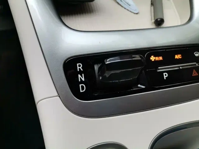 Geely Starry Wish — Фото автомобиля 15