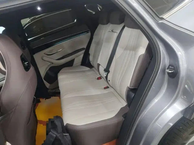 BYD Song PLUS — Фото автомобиля 16