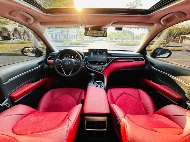 Toyota Camry — Фото автомобиля 16