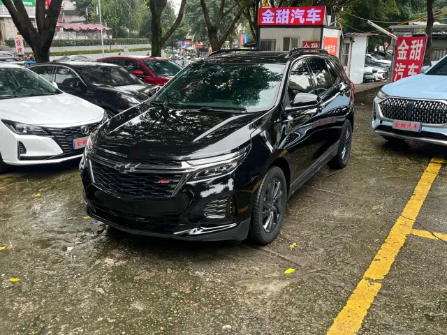 Chevrolet Equinox — Фото автомобиля 3