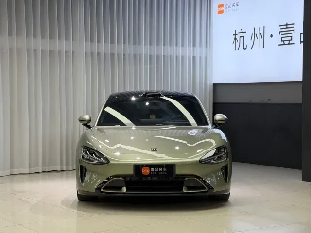Xiaomi SU7 — Фото автомобиля 2