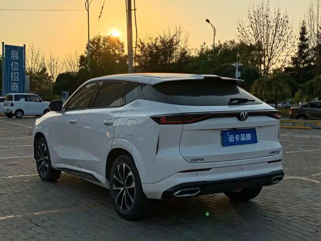 Changan UNI-Z — Фото автомобиля 7