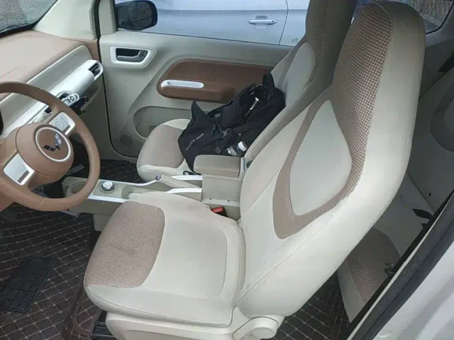 Wuling Hongguang Mini EV — Фото автомобиля 14
