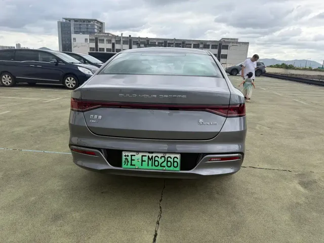 BYD Qin PLUS — Фото автомобиля 6