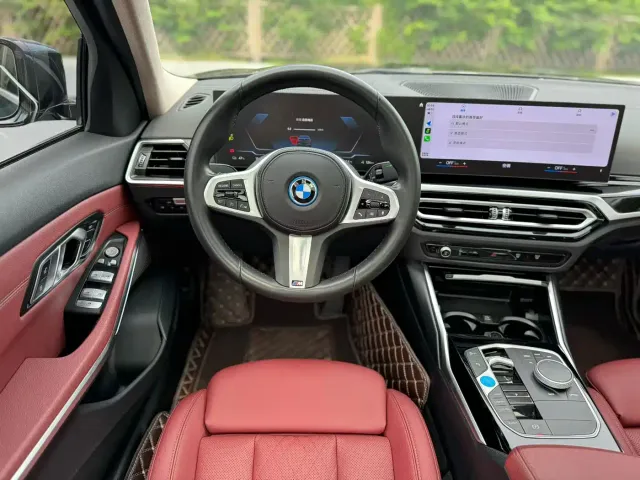 BMW i3 — Фото автомобиля 8