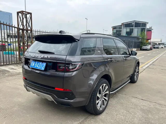 Land Rover Discovery Sport — Фото автомобиля 18