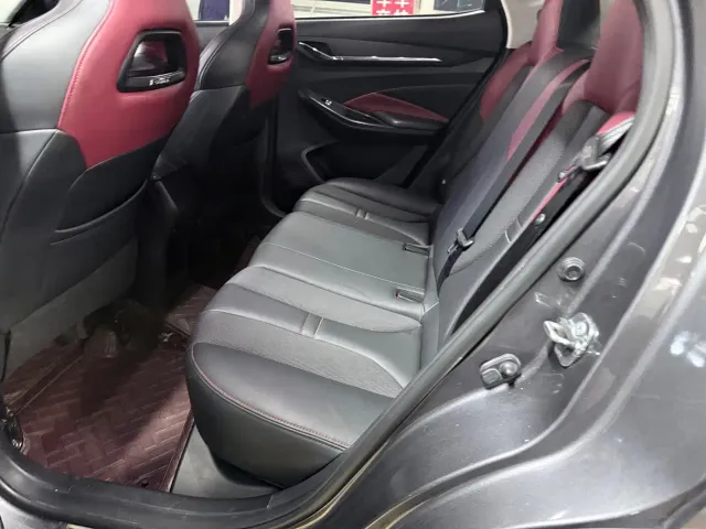 Changan Oushang X5 — Фото автомобиля 10