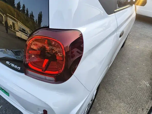 Roewe Clever — Фото автомобиля 7