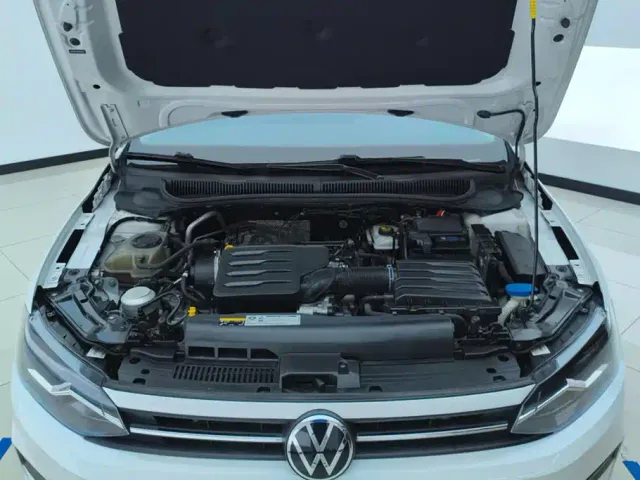 Volkswagen Polo — Фото автомобиля 10