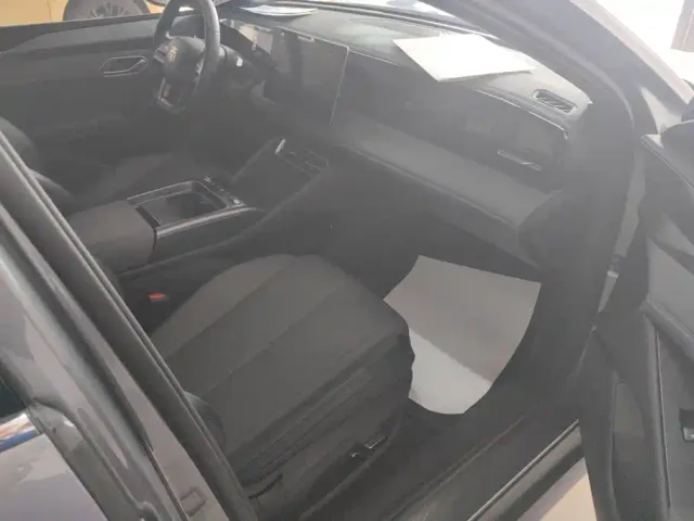 BYD Qin L — Фото автомобиля 8