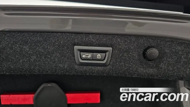 BMW 5 Series G30 — Фото автомобиля 20
