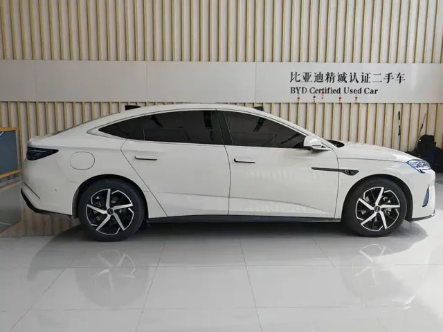 BYD Seal 07 DM-i — Фото автомобиля 4