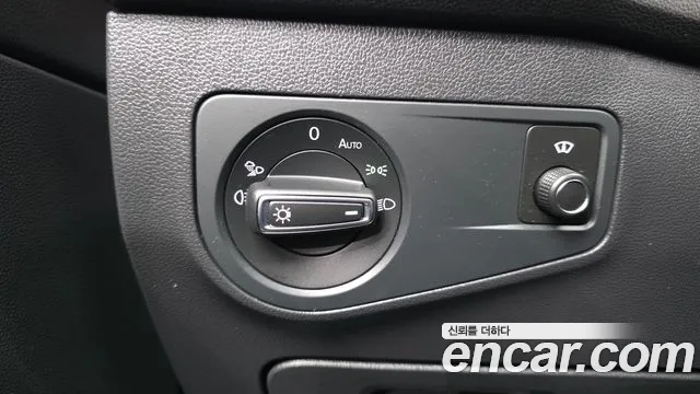 Volkswagen Tiguan — Фото автомобиля 28