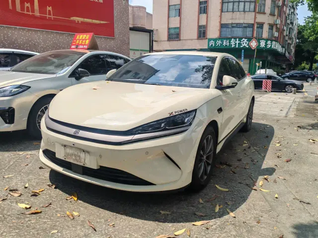 BYD Qin L — Фото автомобиля 2
