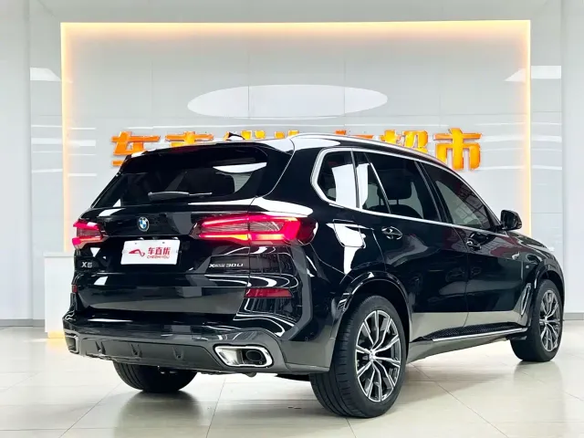 BMW X5 — Фото автомобиля 5