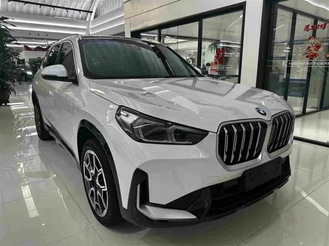 BMW X1 — Фото автомобиля 3