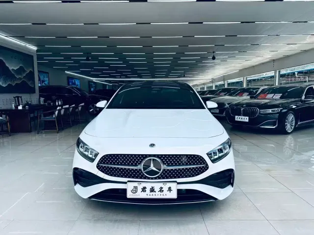 Mercedes-Benz A-Class — Фото автомобиля 2