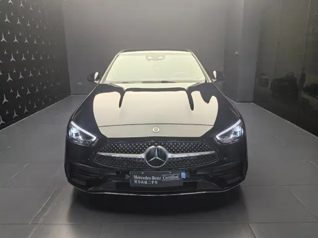 Mercedes-Benz C-Class — Фото автомобиля 3