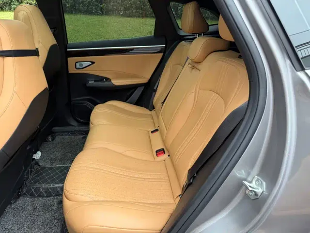 Geely Galaxy L7 — Фото автомобиля 12