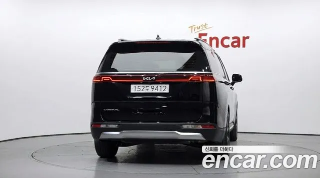 Kia Canival Carnival 4 поколение 9 мест Signature — Фото автомобиля 4