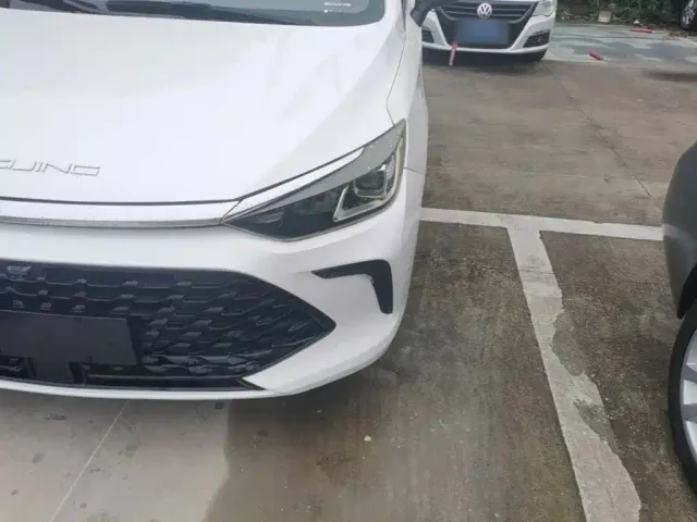 BAIC Beijing U5 PLUS — Фото автомобиля 23