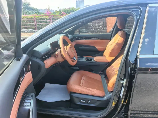Wuling Starlight — Фото автомобиля 5