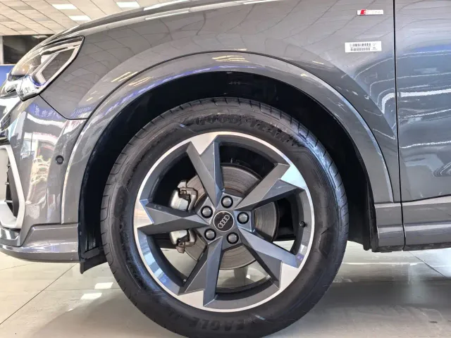 Audi Q3 — Фото автомобиля 17
