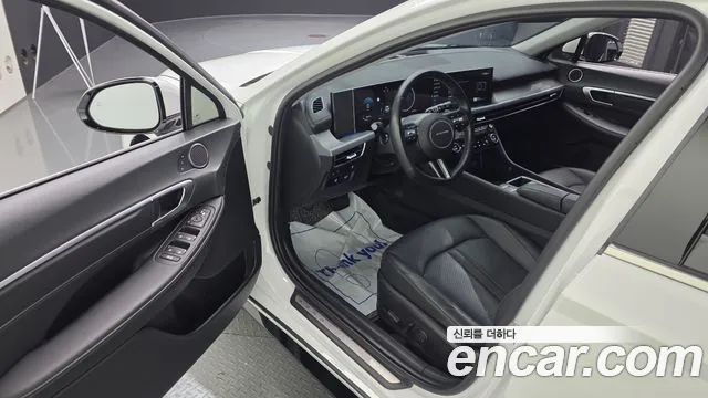 Hyundai Sonata — Фото автомобиля 10